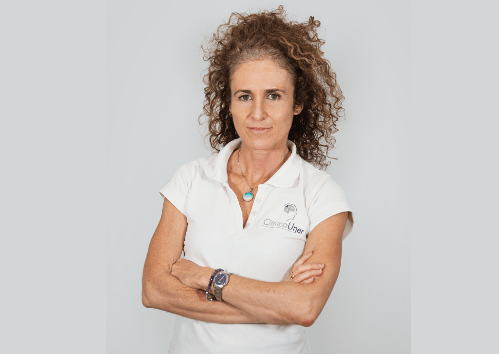 MÓNICA – DIRECCIÓN EJECUTIVA